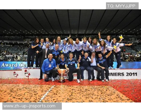 2011年女排世界杯精彩对决日本女排迎战美国女排巅峰之战回顾